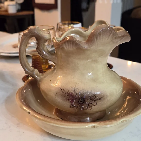 BP Tan Ceramic Plate - Picture 7 of 7